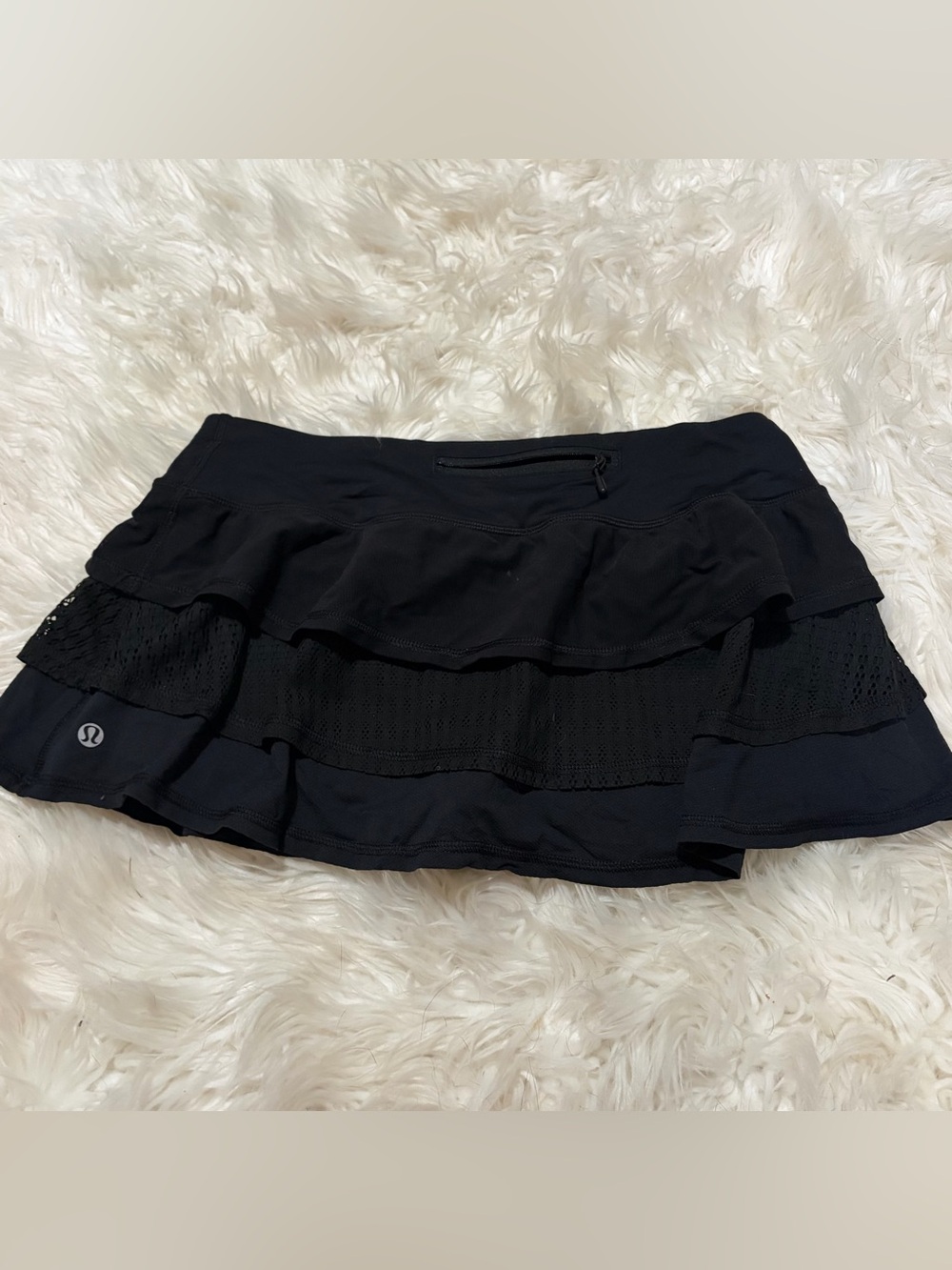 Lululemon pace setter black skort size 6